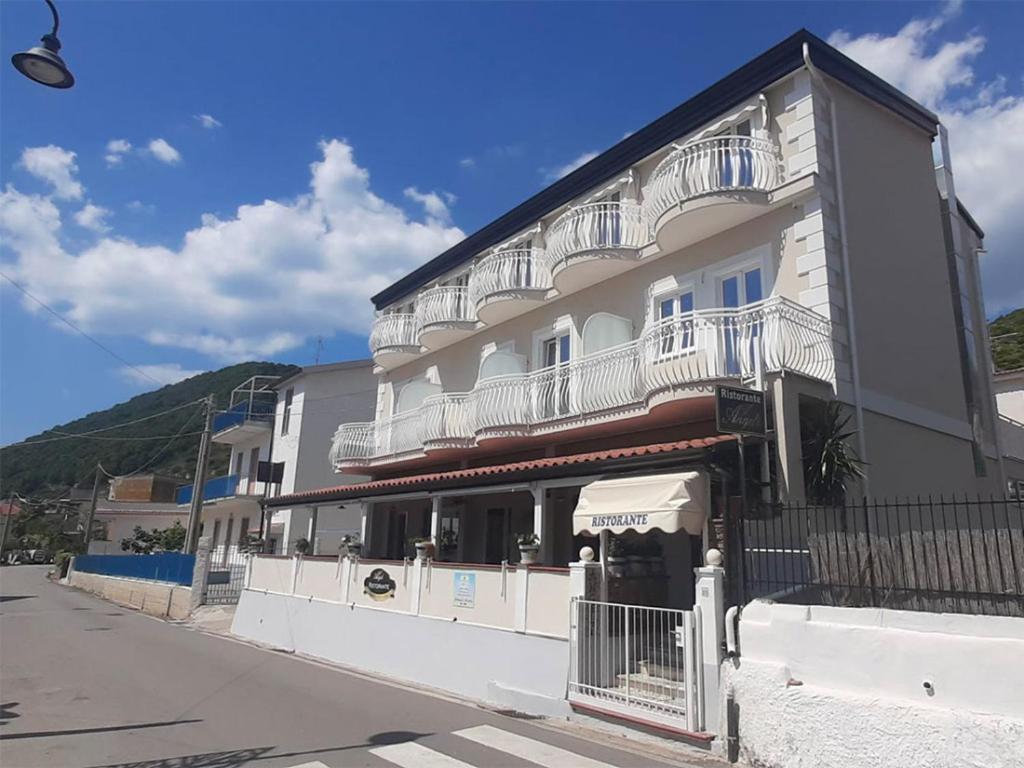 Hotel Da Alfredo Castellabate Ngoại thất bức ảnh